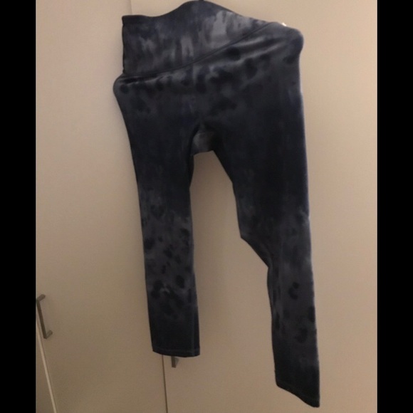 5/25% off - Blue tie dye yoga workout pants super soft - Picture 1 of 2